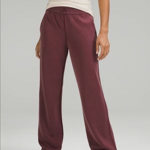 Soft stream pants in *Charcoal Gray!*